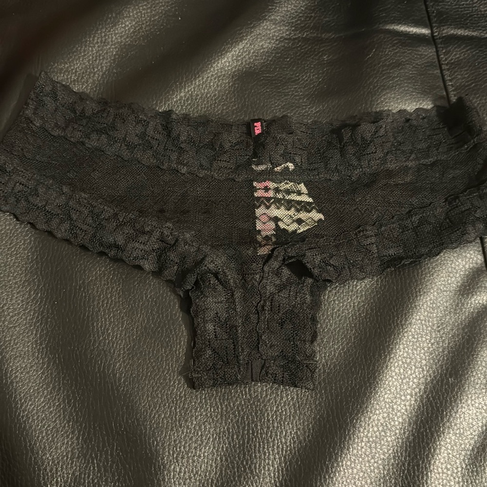 PINK Black Lace Extra Low Rise Cheekster Size:Small Condition: New, tag attached